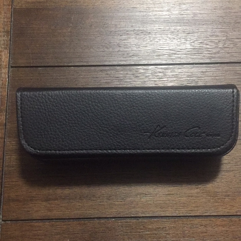 Kenneth Cole black Glasses Case